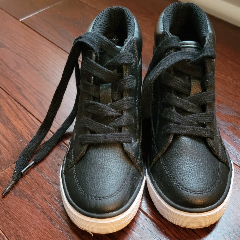 Children's Place Faux Leather Black Hi Top Sneakers (Kids), Size 12, Like New